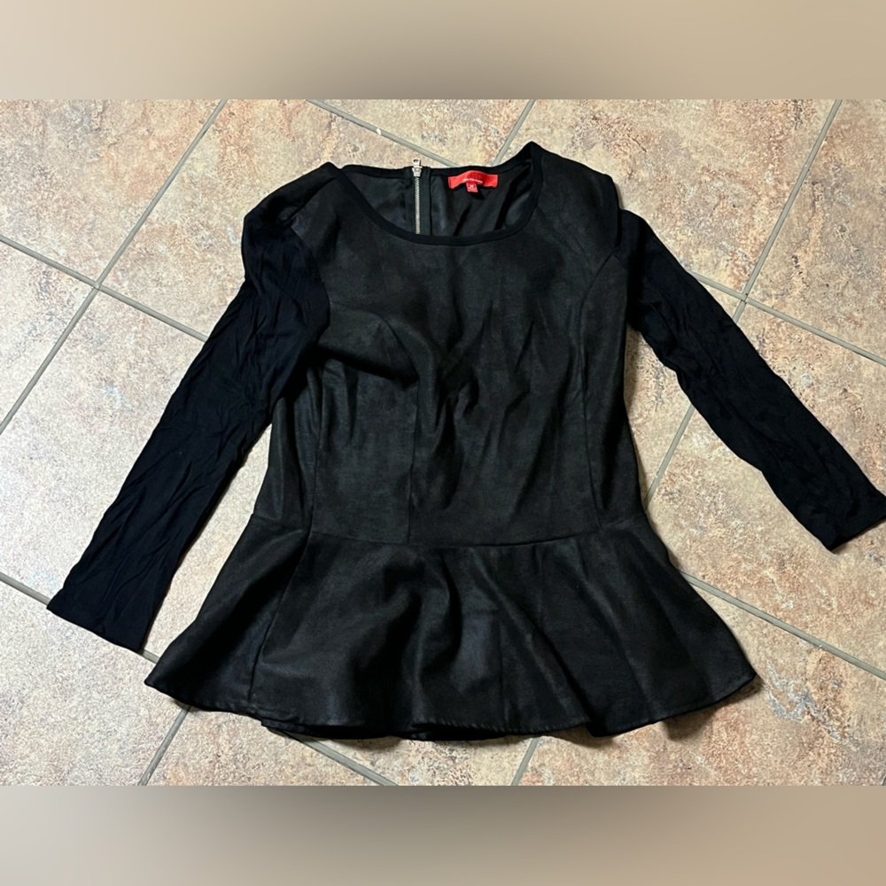 RED Saks Fifth Avenue Black Top with Zipper SIZE M